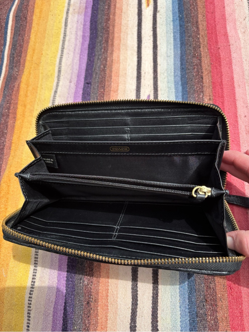 Coach Madison Black Leather Zip Wallet 8x4” - Picture 4 of 6